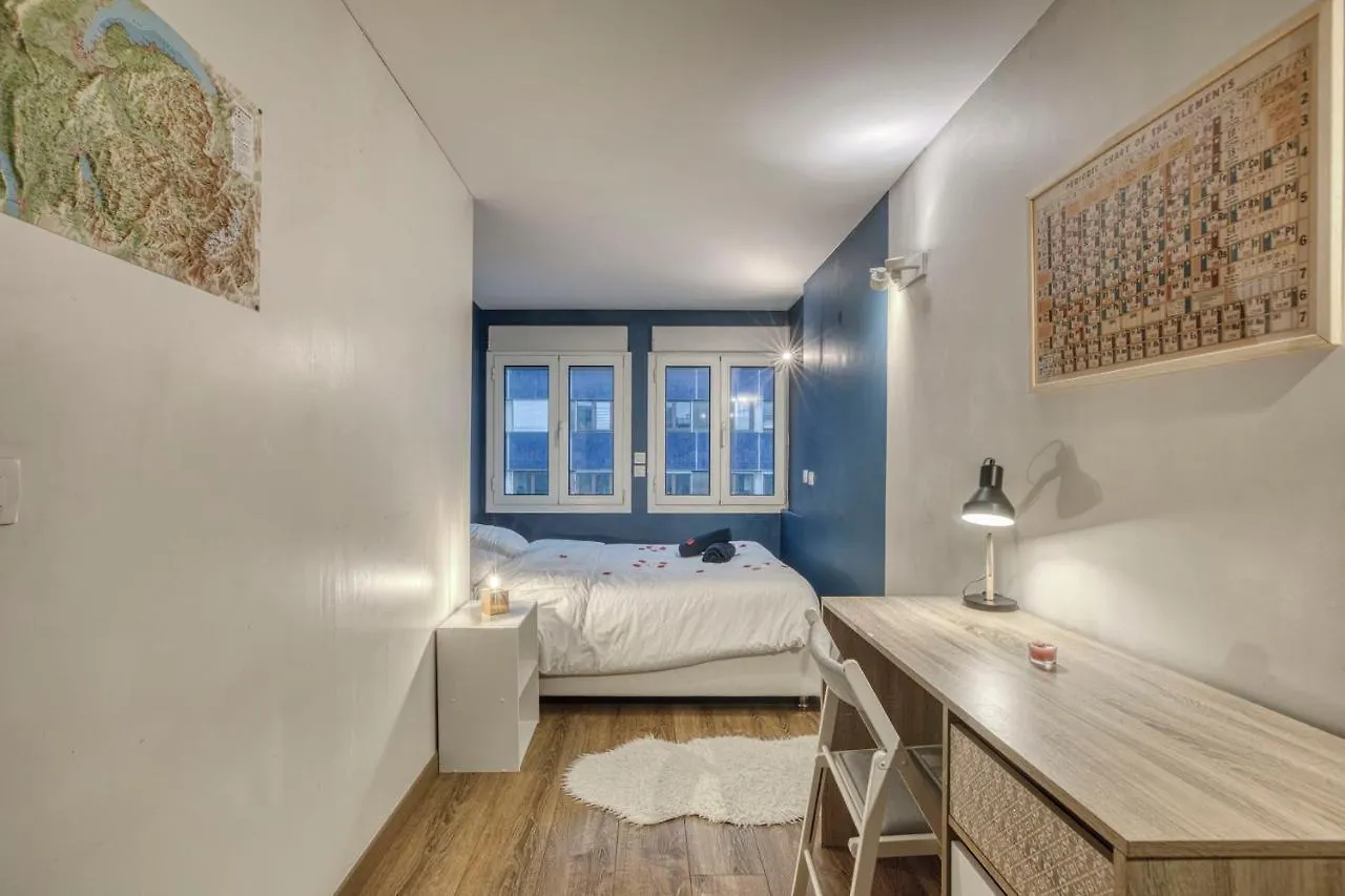 Ferienwohnung Spacious And Cosy Flat Annecy Apartment