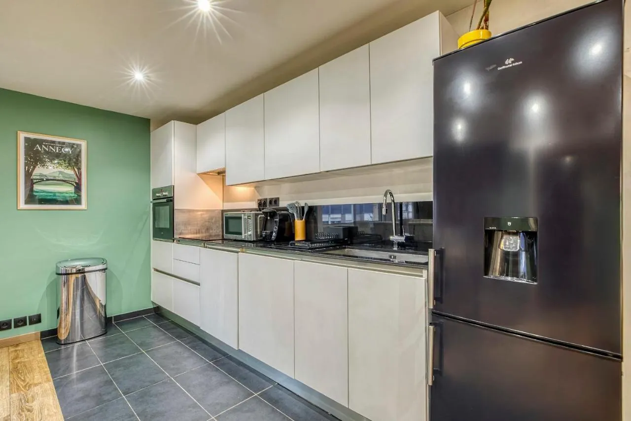 Ferienwohnung Spacious And Cosy Flat Annecy